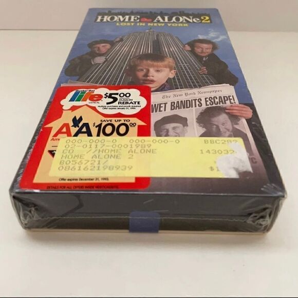 Home Alone 2: Lost In New York Sealed VHS - Picture 3 of 4